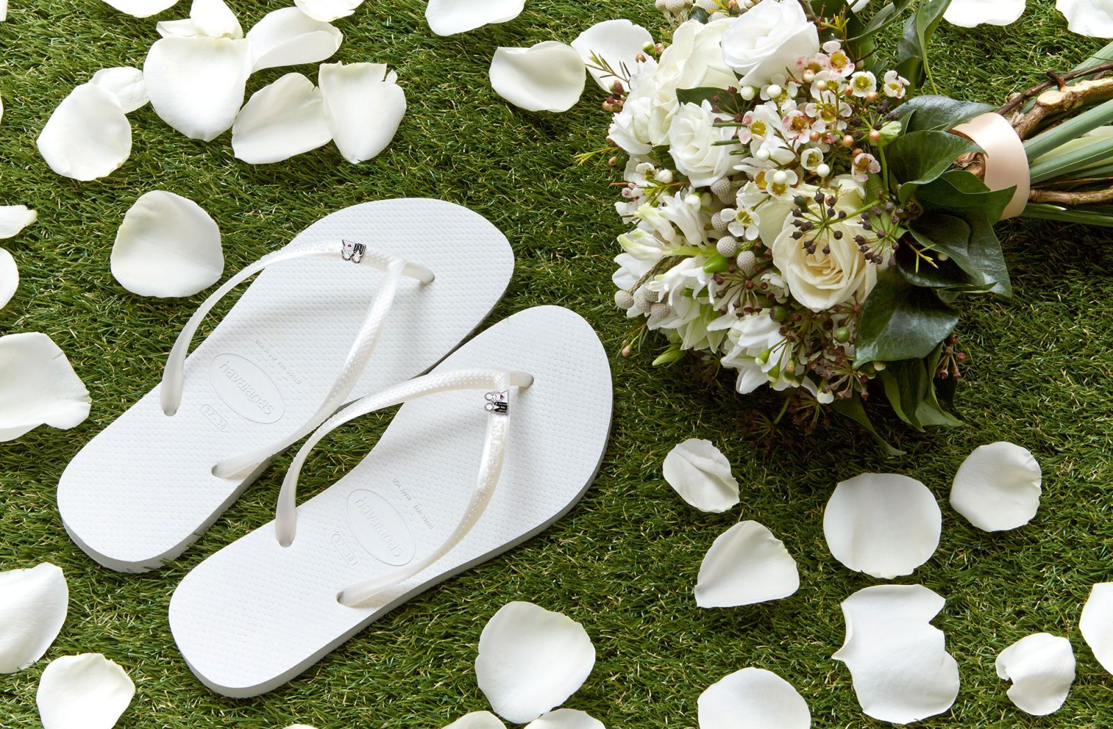 havaianas just married flip flops