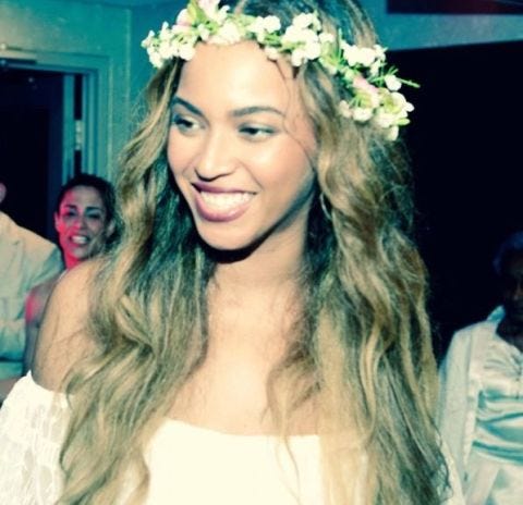 Beyonce S Bridesmaid Hair At Mum S Wedding
