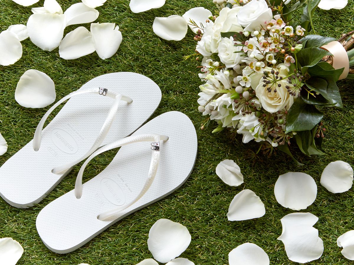 Wedding Flip Flops for Guests