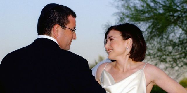 sheryl sandberg husband dies