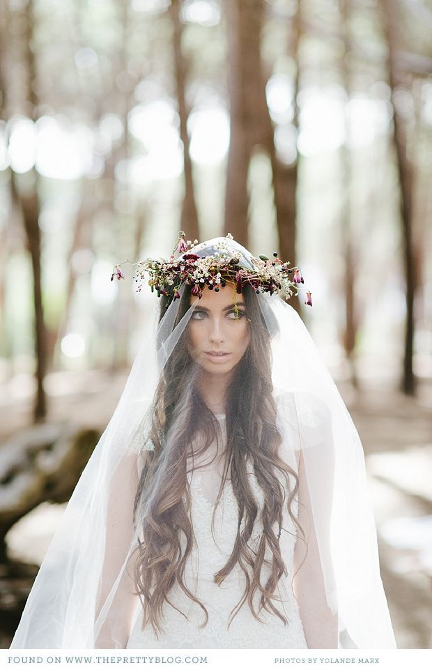 Woodland veil with berries