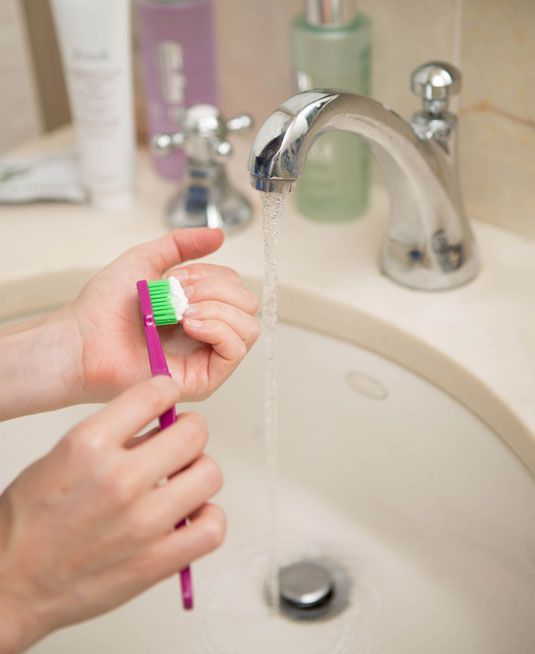 Fluid, Finger, Plumbing fixture, Tap, Hand, Bathroom sink, Nail, Liquid, Purple, Wall, 