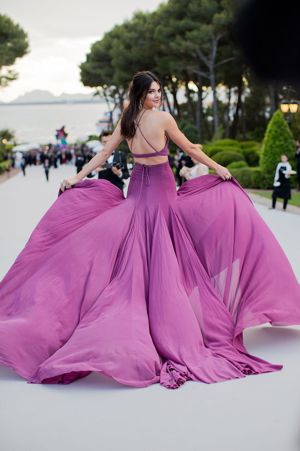 Kendall Jenner wearing purple Calvin Klein at the 2015 amfAR gala