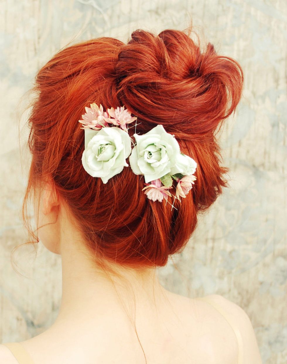 Petal, Hairstyle, Forehead, Hair accessory, Red, Flower, Style, Red hair, Beauty, Headgear, 
