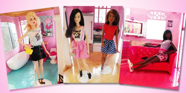 Barbie can now wear flat shoes