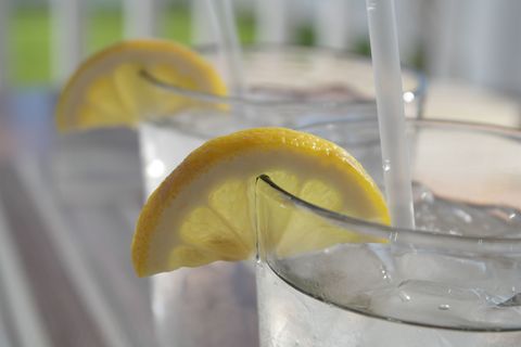 Ice cold drink - gin and tonic or lemonade