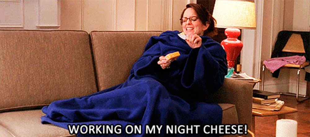 17 things you should know about dating a girl who lives on her own