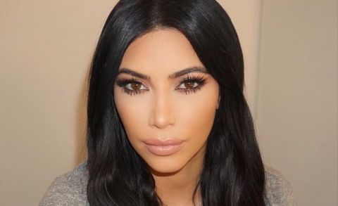 Kim Kardashian's makeup tutorial look