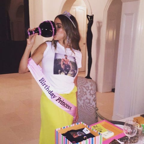 Sofía Vergara demonstrates the 10 essential steps for birthday celebration