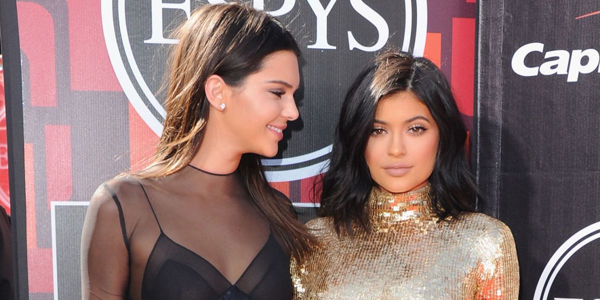 2015 ESPYS: Kendall Jenner and Kylie Jenner stun on the red carpet