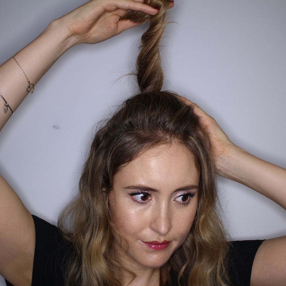 Two ways to wear 'the hun' - hair tutorial
