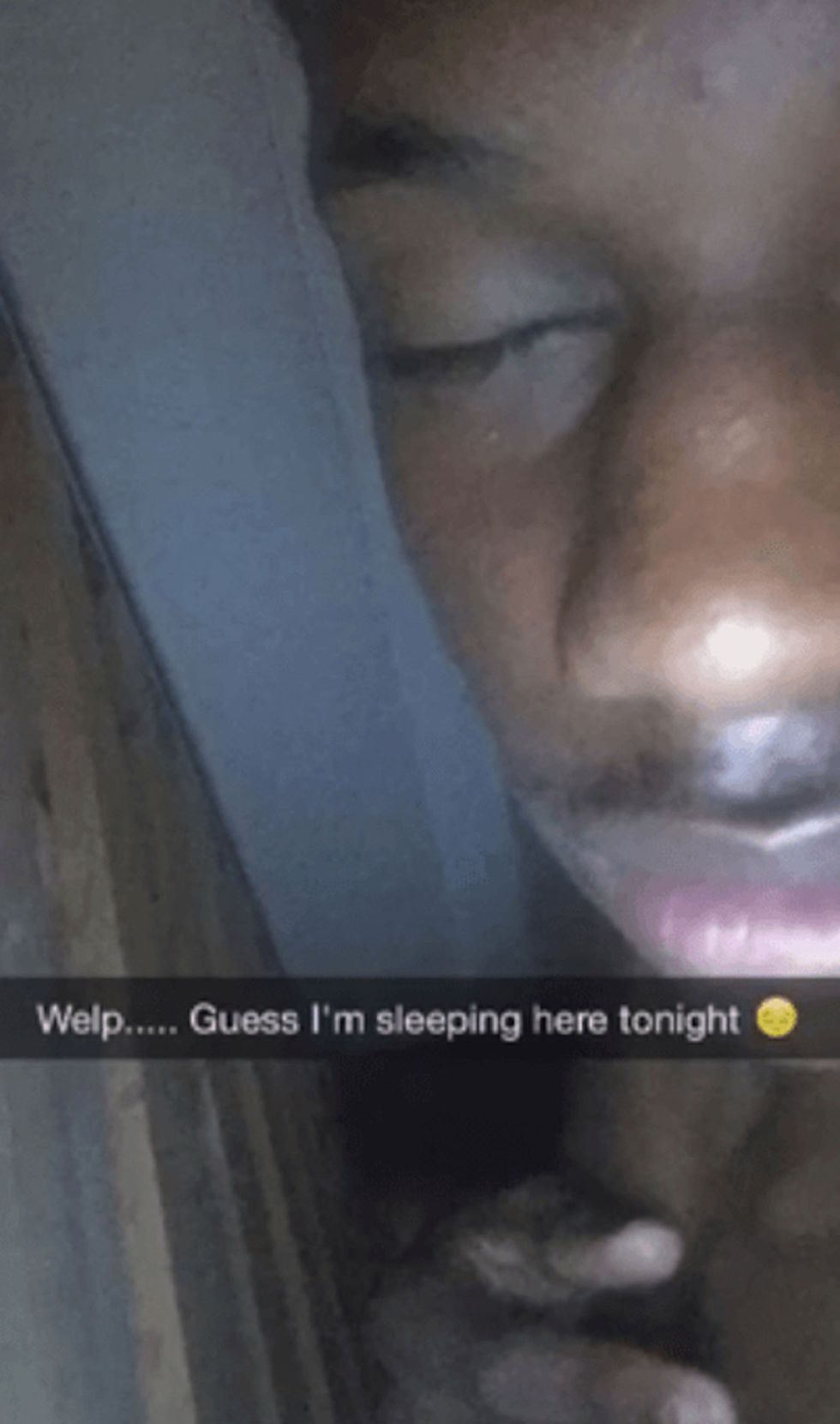 Guy Snapchats from under a girl's bed when her mum gets home early
