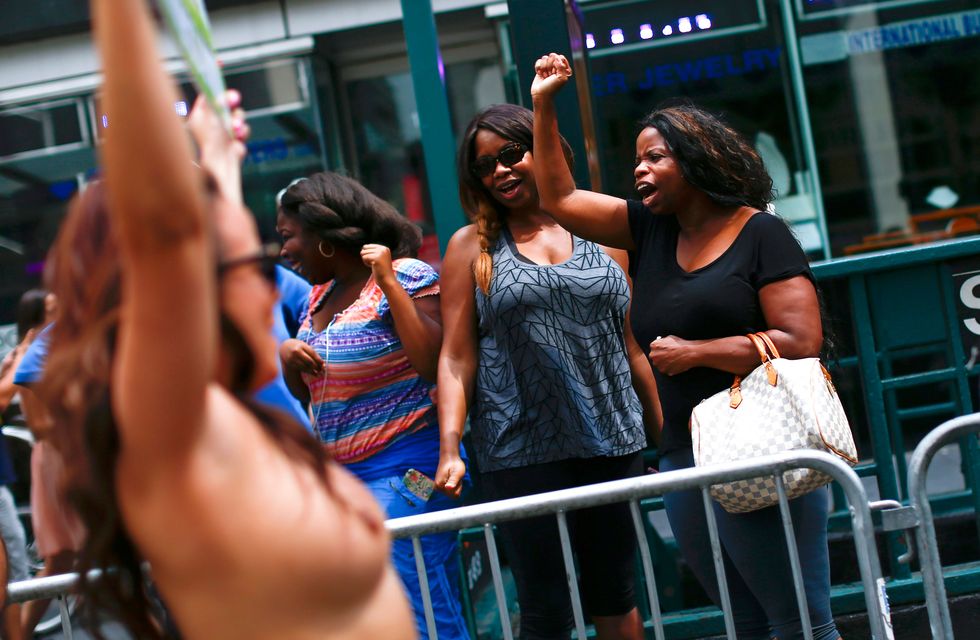 Topless women are taking over America to #FreeTheNipple