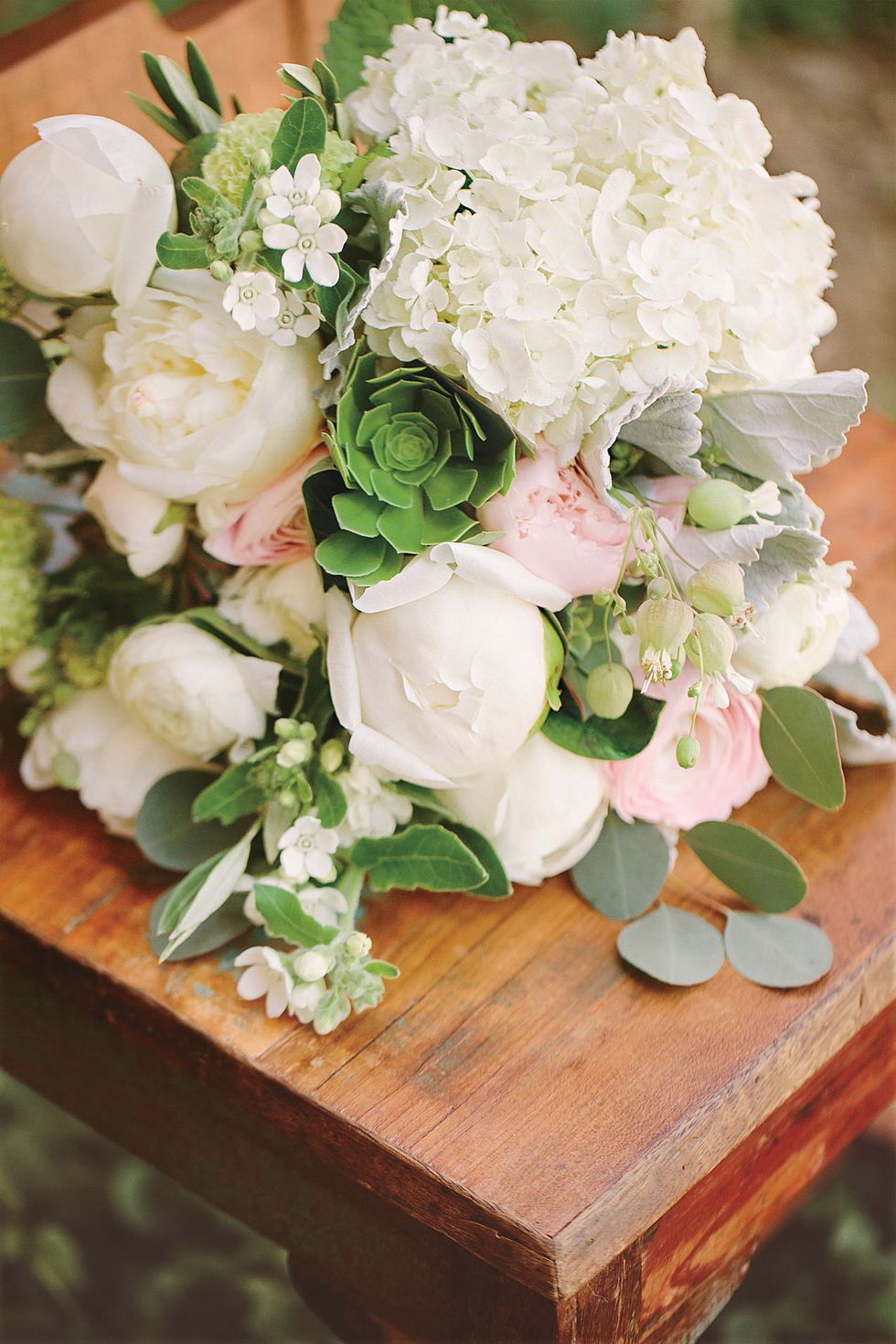 Nikki Reed and Ian Somerhalder's wedding flowers