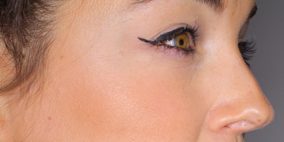 Makeup tutorial: The classic liner flick in 4 steps