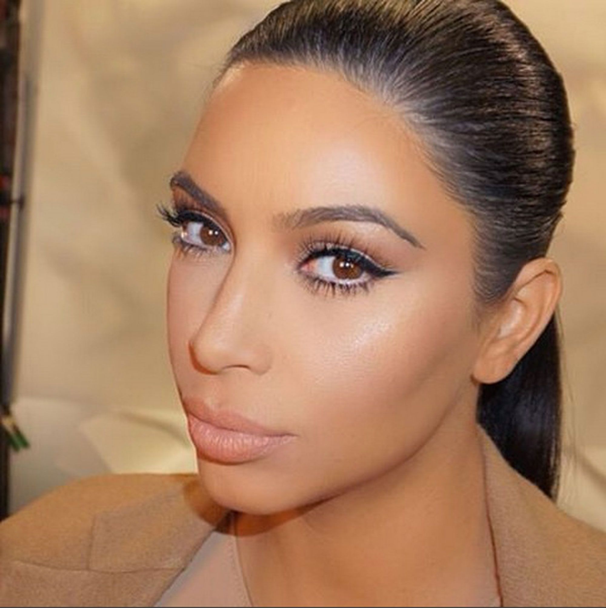 Kim K Lipstick Mac Even At Her Wedding Kim Sported Cokola Terija