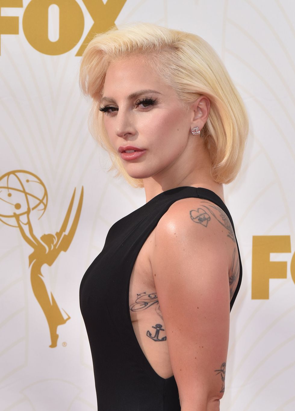 Emmy Awards beauty looks 2015 - Lady Gaga