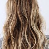 Tips for healthy beach blonde hair