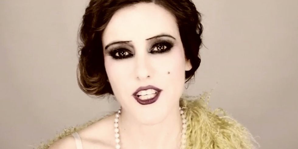 Flapper makeup