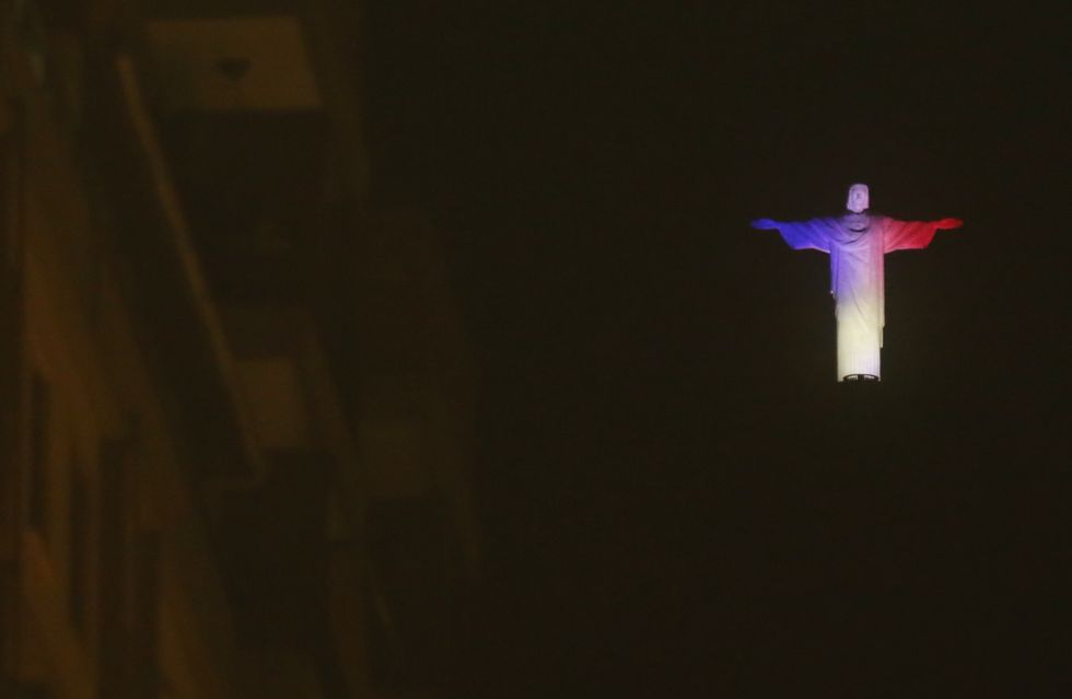 Photos of the world's solidarity following the Paris attacks - Christ The Redeemer, Rio de Janeiro