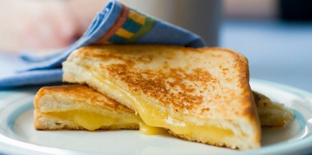 Do NOT attempt this popular cheese toastie cooking hack