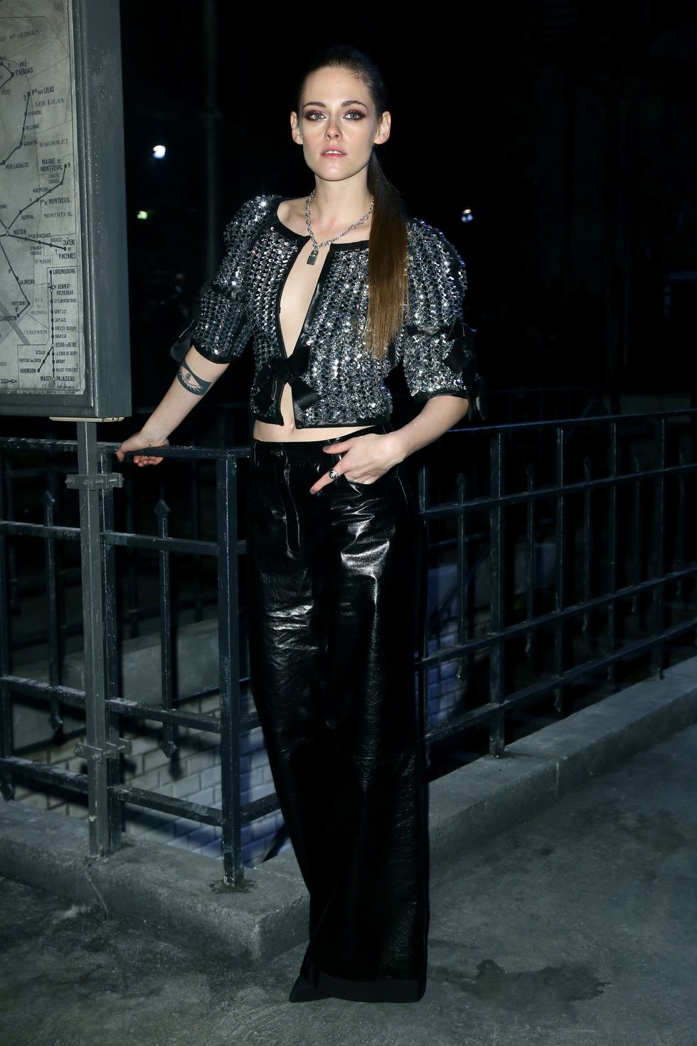 Kristen Stewart looked very festive at the Chanel Metiers d'Art