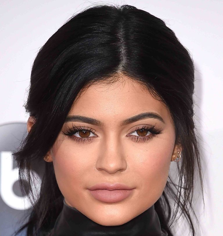 Kylie Jenner Beautifully Celebrates Her Massive Scar 