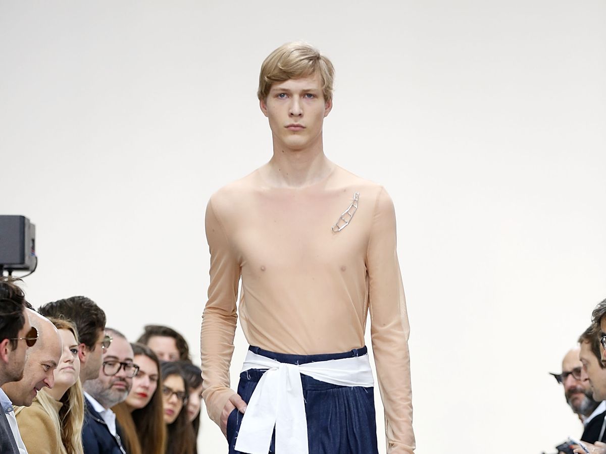 JW Anderson To Livestream Men's Runway Show On Grindr