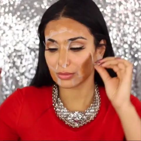 Huda Kattan on How to Contour Your Face
