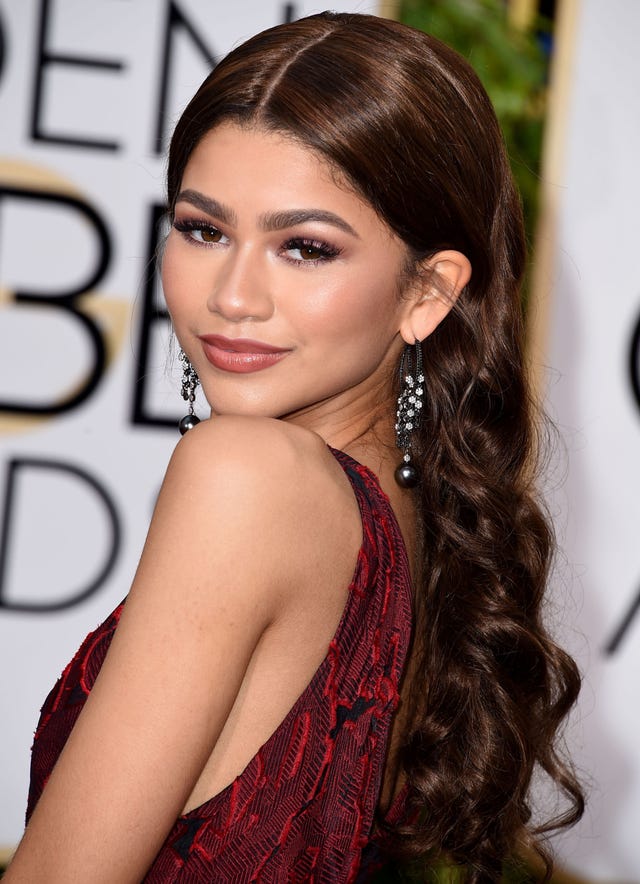 zendaya at the golden globes 2016