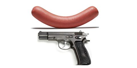 Police officer mistakes man's penis for gun