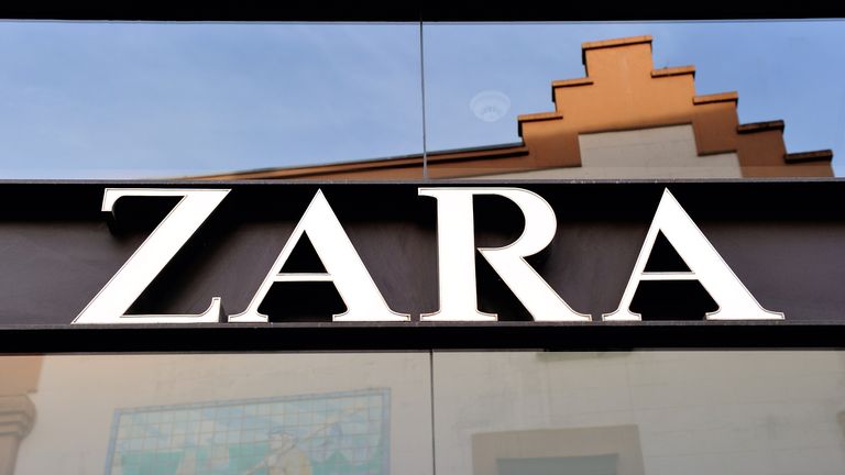 Zara brand sign