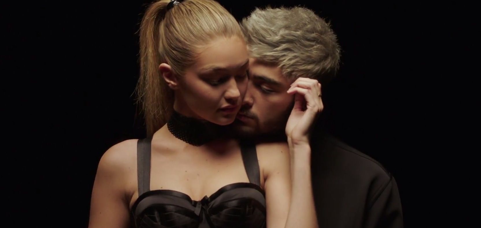 Perrie Edwards or Gigi Hadid Did Zayn Malik write Pillowtalk about