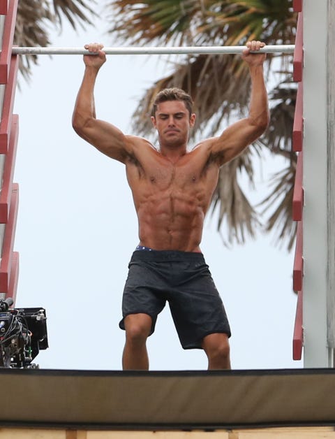 Woah Zac Efron Has Seriously Beefed Up For Baywatch