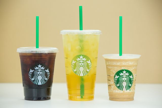 Green, Drinking straw, Drinkware, Drink, Logo, Fast food, Plastic, Teal, Aqua, Non-alcoholic beverage, 