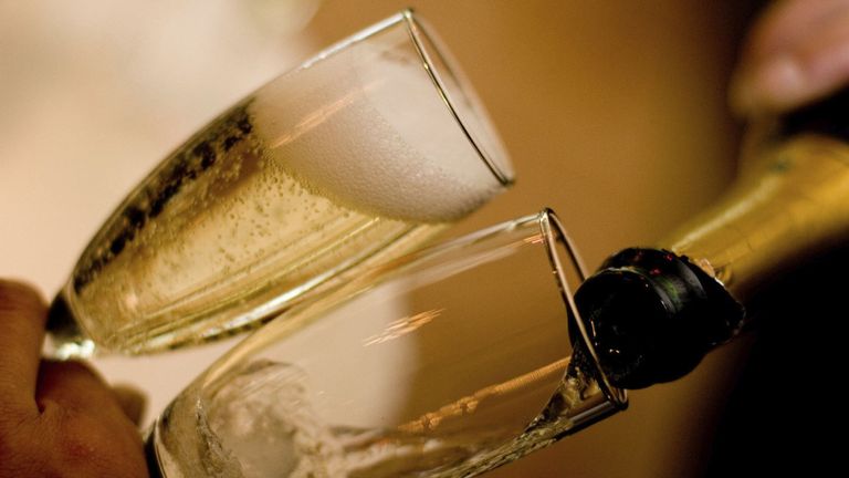 Slimline prosecco is a thing and WHERE CAN WE GET OUR HANDS ON IT?