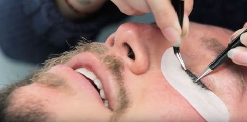 Men get eyelash extensions for the first time