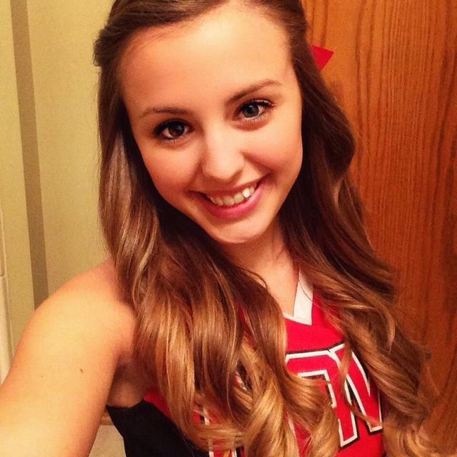 This University student was booted out of her sorority for using Tinder
