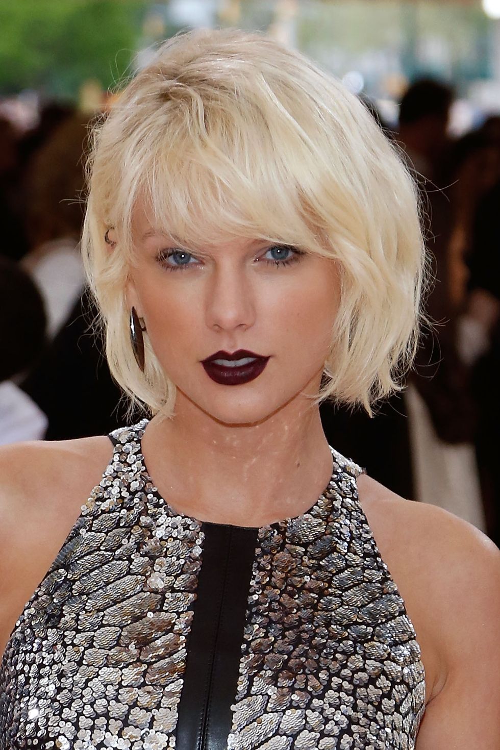 Taylor Swift's makeup for the MET Gala 2016