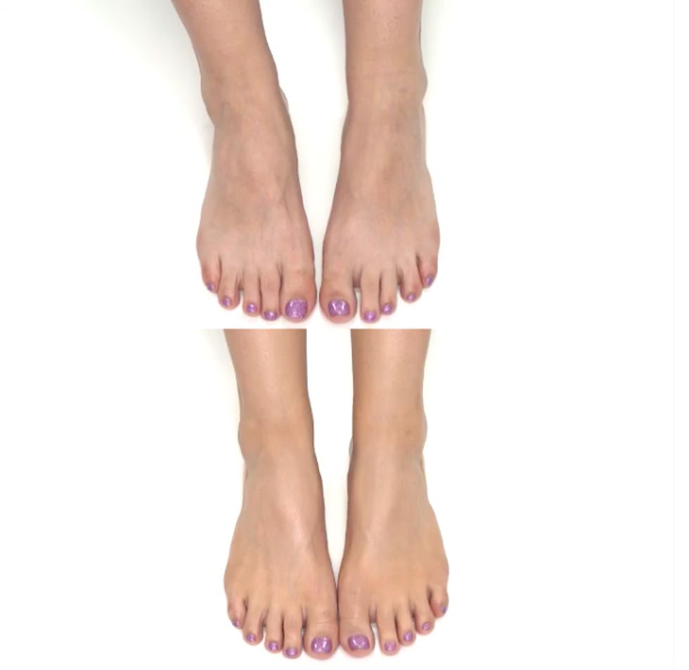 Toe, Finger, Skin, Human leg, Barefoot, Joint, Nail, Pink, Foot, Organ, 