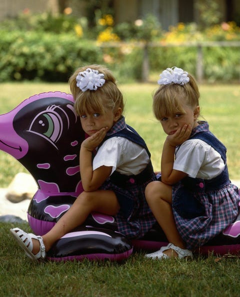 Here S A Fun Fact Mary Kate And Ashley Olsen Aren T Identical Twins