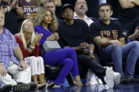 Beyoncé and Jay Z went on a basketball date and they were SO couple-y ...