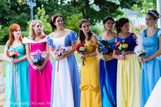 Clothing, Blue, Dress, Yellow, Green, Event, Photograph, Formal wear, Gown, Summer, 