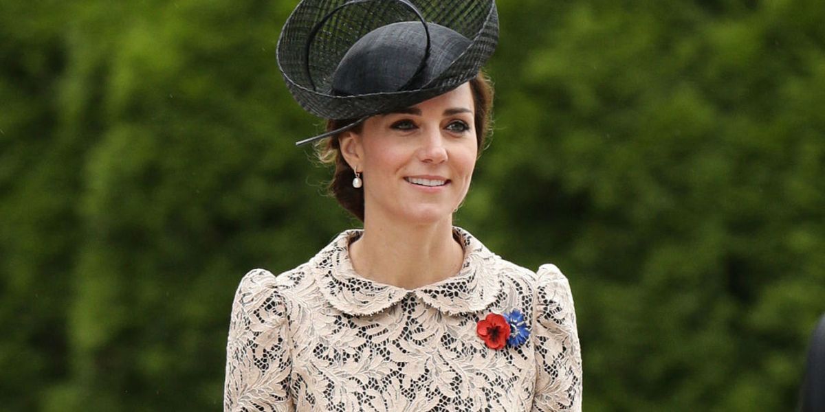 Kate Middleton's lacy outfit is one big fat mystery