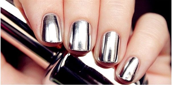 This Mirrored Nail Polish Is All Kinds Of Amazing - Best Mirror Effect Nail Polish