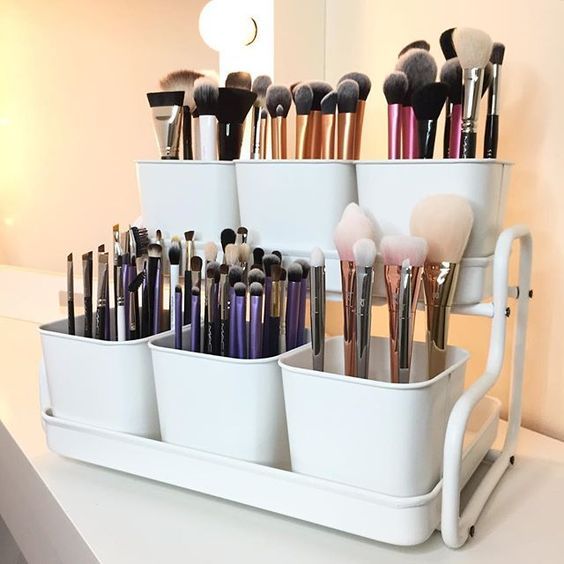 makeup storage hacks - plant pot brush organiser