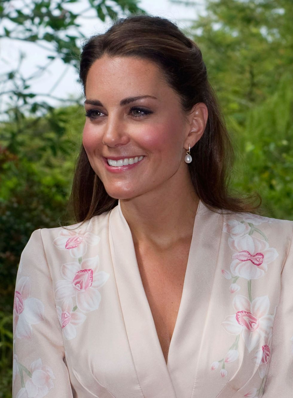 Kate Middleton on royal tour wearing pearl drop earrings