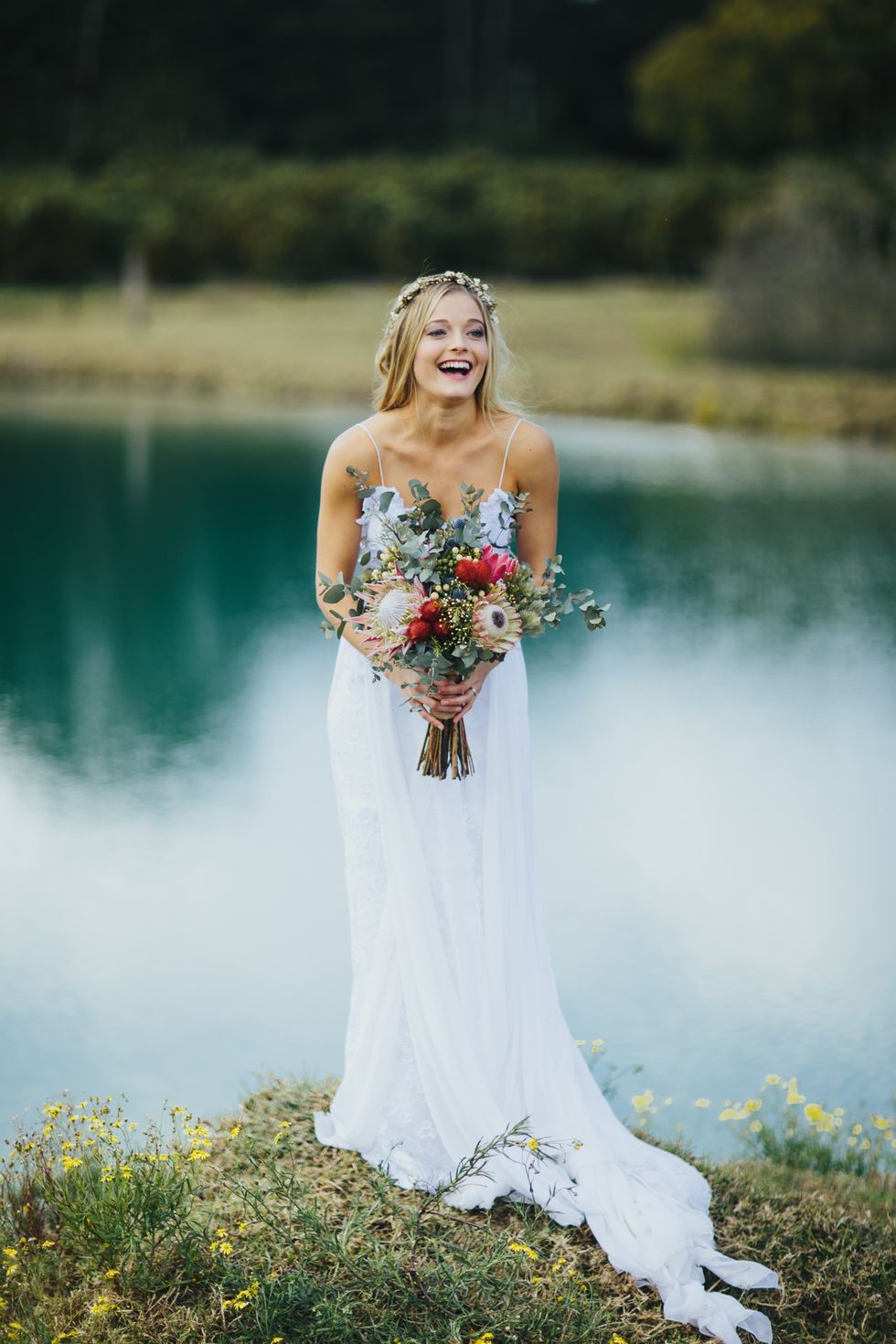 Clothing, Dress, Shoulder, Bridal clothing, Photograph, Happy, People in nature, Wedding dress, Bride, Gown, 
