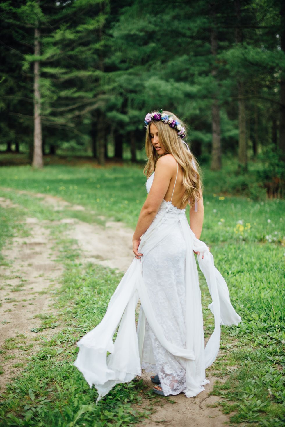 Clothing, Hair, Dress, Photograph, Bridal clothing, People in nature, Bride, Wedding dress, Summer, Gown, 