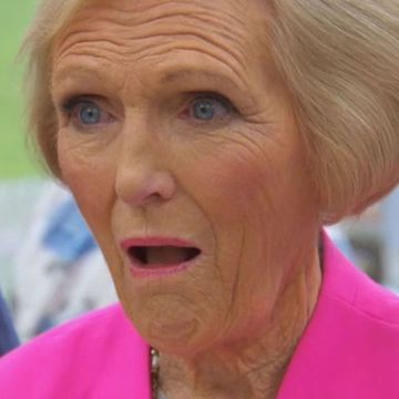 GBBO's Mary Berry has a new haircut